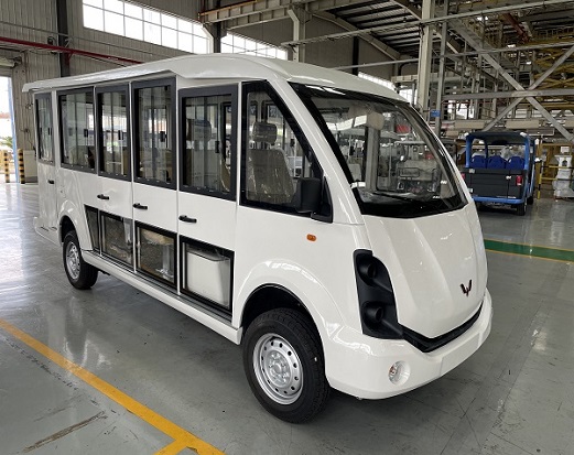 西藏五菱汽油观光车